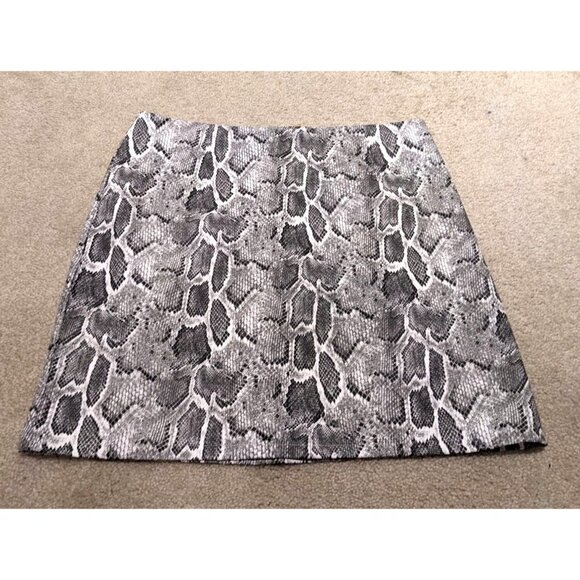 🐍 Lisa & Lucy Faux Snakeskin Mini Skirt Gray and Black Glamcore Womens M - Picture 1 of 3